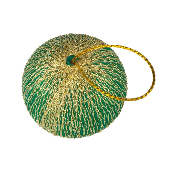 Beyaz arka planda izole edilmiş Noel yuvarlak topu.