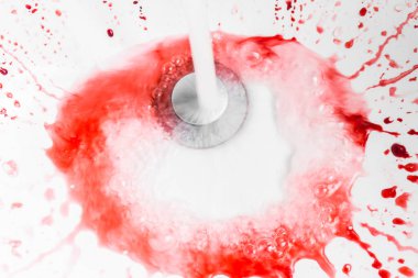 Beyaz arka planda kan akışı izole edildi.