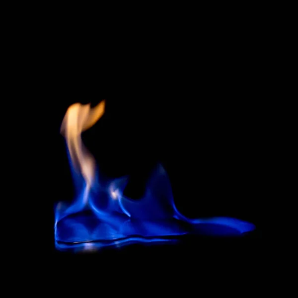 Fuoco Blu Caldo Sfondo Nero — Foto Stock