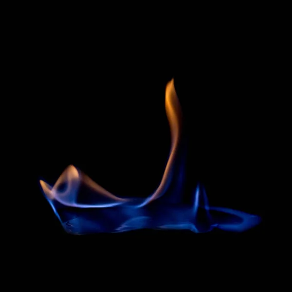 Feuer Blau Heiß Auf Schwarzem Hintergrund — Stockfoto