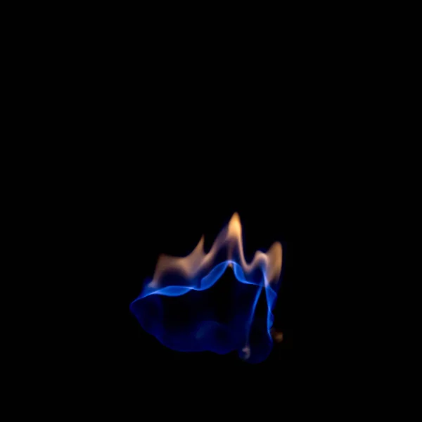 Feuer Blau Heiß Auf Schwarzem Hintergrund — Stockfoto
