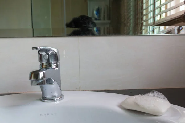 Mýdlová Bublina Koupel Ranní Umyvadlo — Stock fotografie