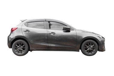 araba beyaz arkaplanda izole edildi.