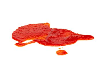 Beyaz arkaplanda ketçap sıçraması izole edildi.