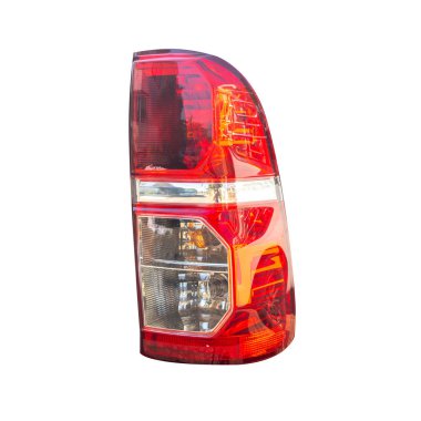 Arabanın arka farları beyaz arkaplanda izole edilmiş..