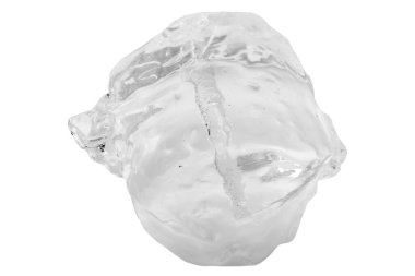 Beyaz arkaplanda izole buz küpleri.