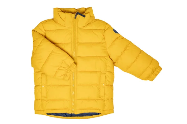 子供用のダウンジャケット 白い背景に隔離された取り外し可能なフードを持つ子供のためのスタイリッシュ 暖かい冬のジャケット 冬のファッション — ストック写真