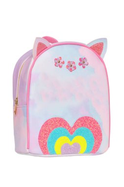 Beyaz arka planda izole edilmiş parlak, pembe, rahat bir okul çantasının yakın çekimi. Okula dönüş kavramı. Mesaj için yer. Makro.