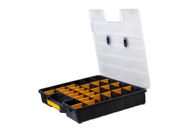 Zanaatkar teçhizatı. Vidalar, civatalar, kapaklar ve beyaz arka planda izole edilmiş bazı diğer bileşenler için boş, açık, profesyonel bir plastik kutu. Tamirci aksesuarları..