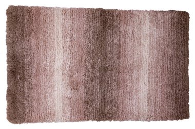 Kaymayan kahverengi yumuşak banyo paspası ya da beyaz arka planda izole edilmiş halı. Banyo aksesuarları. Üst görünüm.