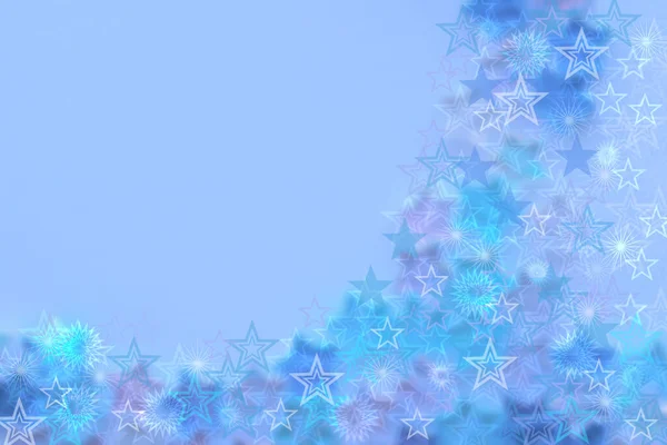クリスマスカードのテンプレート 抽象的なお祝いのライトブルーピンクの冬のクリスマスや光沢のあるピンクと白のボケの星と新年の背景のテクスチャ デザインのための空間 — ストック写真