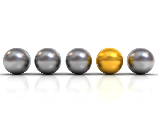 Bola de esfera de ouro entre bolas de esfera de prata se destacam do conceito de multidão isolada no fundo branco com sombra e reflexão — Fotografia de Stock