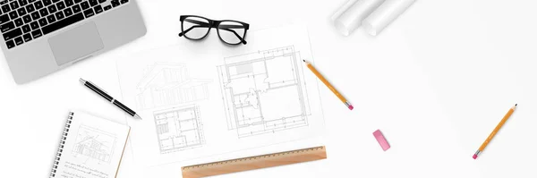 Illustration vectorielle Lieu de travail de l'architecte - Projet architectural, plans, rouleaux de plan et stylo sur les plans. Outils d'ingénierie vue du haut. Contexte de la construction. — Image vectorielle