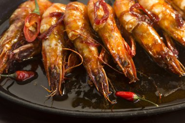 Cızırtılı Asya karides