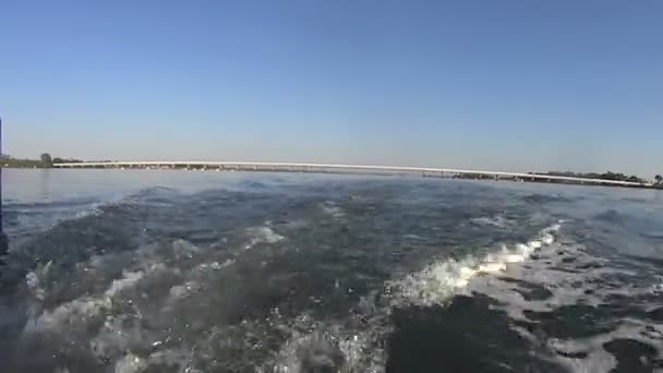 Buitenboord Motor Wake 1 — Stockvideo