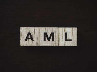 Para Aklamayla Mücadele Konsepti. Ahşap bloklarda 