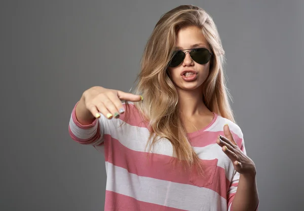 Girl doing hand gestures as rap — Stock Photo, Image