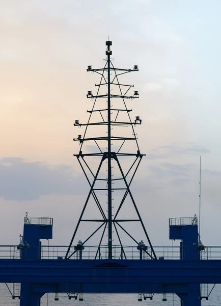 Grote antenne op schip — Stockfoto