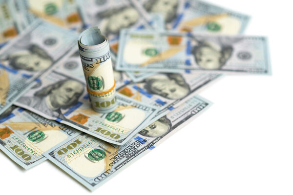 Пролив долларов в банкнотах
