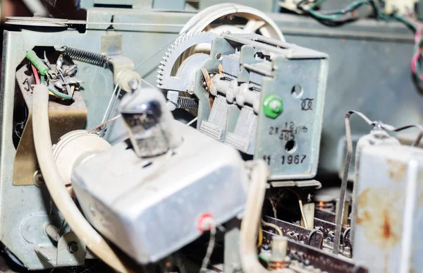 Mekanismen av gammalt Radios ände — Stockfoto