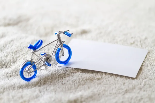 Figura de primer plano modelo de bicicleta con enfoque suave, estilo vintage . —  Fotos de Stock