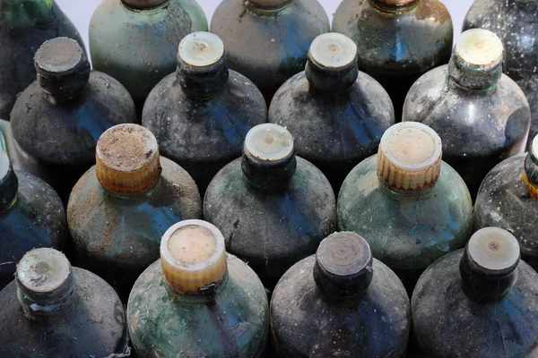 Eski tozlu şişeleri — Stok fotoğraf