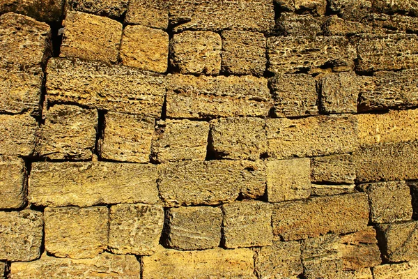 Kabuk kireçtaşı blokları