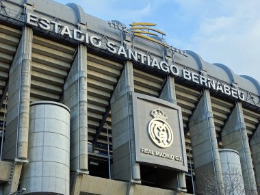 Madrid, İspanya - 18 Aralık 2016: Santiago Bernabeu Stadyumu, 1947 'den beri Real Madrid kulübünün ev sahibi stadyumu..
