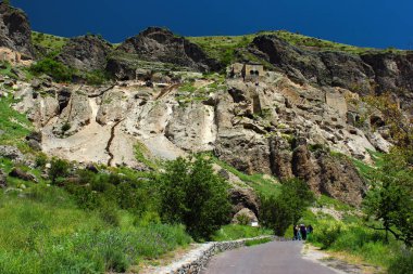 Samtskhe-Javakheti bölgesindeki Vardzia mağara manastırı, Akhaltsikhe şehri, Gürcistan
