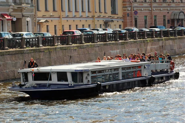 Sankt Petersburg Rosja Lipca 2017 Rejsy Rejsy Statkiem Rzekach Kanałach — Zdjęcie stockowe