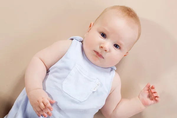 Retrato de primer plano del bebé feliz. Recién nacido —  Fotos de Stock