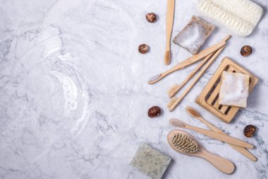 Sabun Eko Torbası, bambu diş fırçası, doğal fırça Eko Kozmetik ürünleri ve aletleri. Sıfır atık, plastiksiz. Sürdürülebilir yaşam tarzı kavramı.