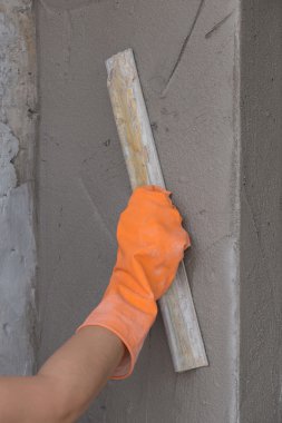 işçi yardıma mala sıva