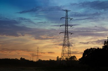 Yüksek gerilim sonrası silüeti