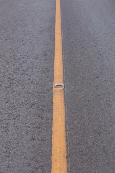 Road line with asphalt road — Stock Photo, Image