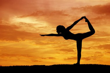 güzel yoga kadın silüeti