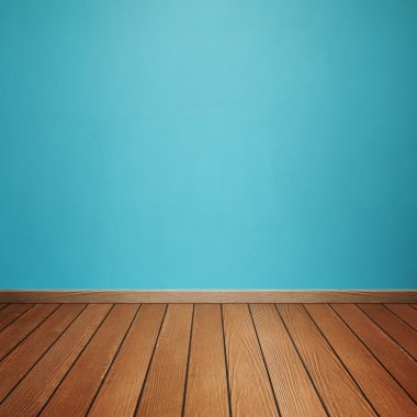 Oda iç beton duvar ve kahverengi ahşap zemin ile