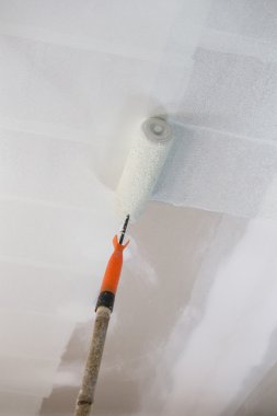 bezi ile tavan alçı sıva boya