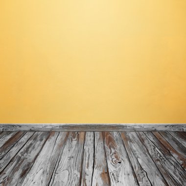 Beton duvar ve ahşap zemin ile oda iç