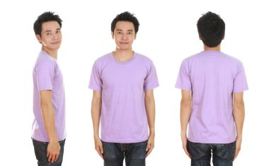 adam boş t-shirt ile 