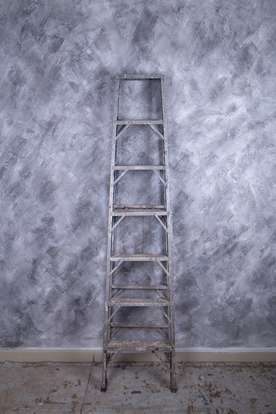 Aluminium stair over concrete wall (Loft style)