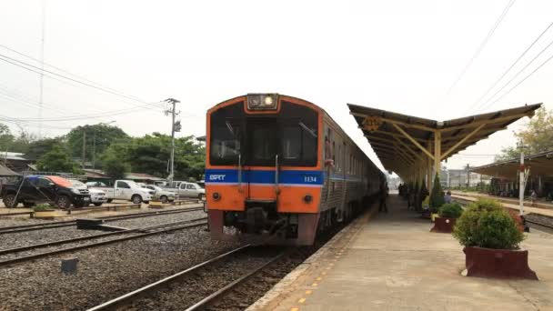 Nakhon Ratchasima Thailand March 2015 Thai Railways Regional Train Track — Stock Video