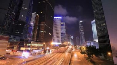 Hong Kong şehri ve gece trafiği 4K zaman aşımı