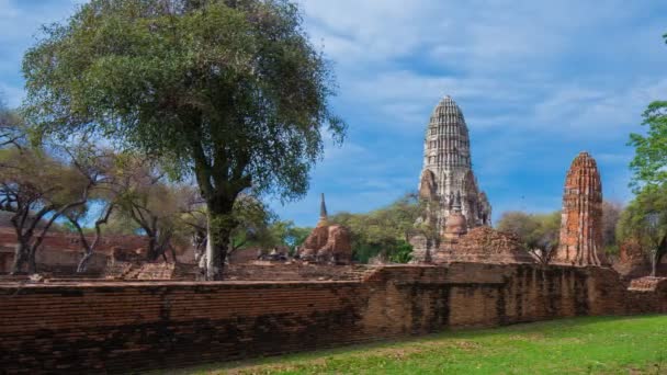 Time Lapse Panning Ruins Wat Ratcha Burana Temple Ayutthaya Historical — Stock Video
