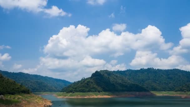 Time Lapse Landscape Mountain River Khun Dan Prakarn Chon Dam — 비디오