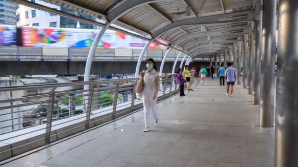 Time Lapse People Walking Chong Nonsi Skywalk Bangkok Thailand — Stok Video