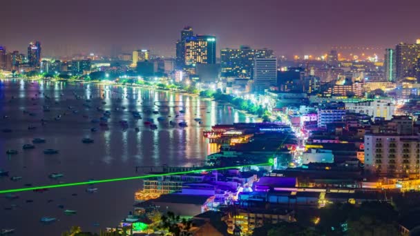 Timelapse Ciudad Pattaya Los Muchos Barcos Atracando Por Noche — Vídeo de stock