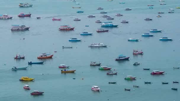 Timelapse Muchos Barcos Atracando Ciudad Pattaya — Vídeos de Stock