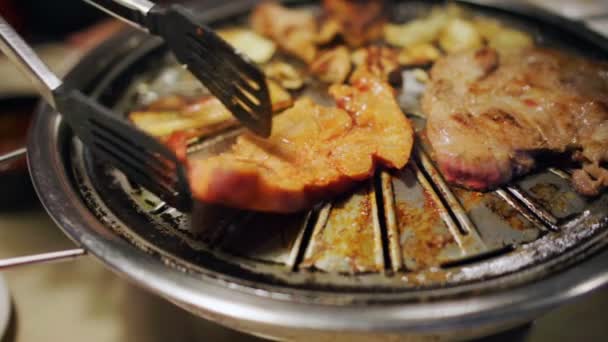 Cámara Lenta Barbacoa Cerdo Parrilla Carne Estilo Coreano — Vídeo de stock