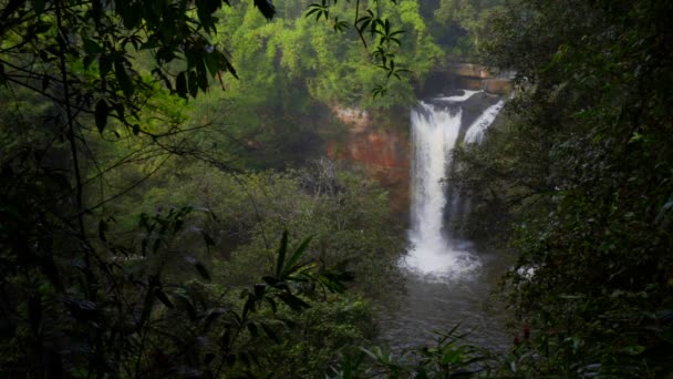 Zeitlupe Des Haew Suwat Wasserfalls Khao Yai Nationalpark Thailand — Stockvideo